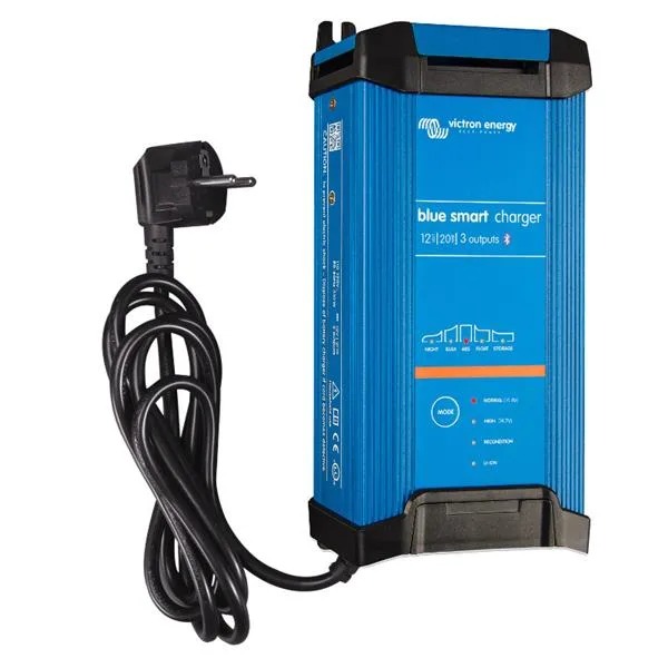 Victron Blue Smart IP22 12V/20A 3 outputs