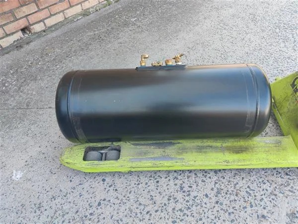 LPG tank 100L 4‑gats Ø360 L1099 tweedehands